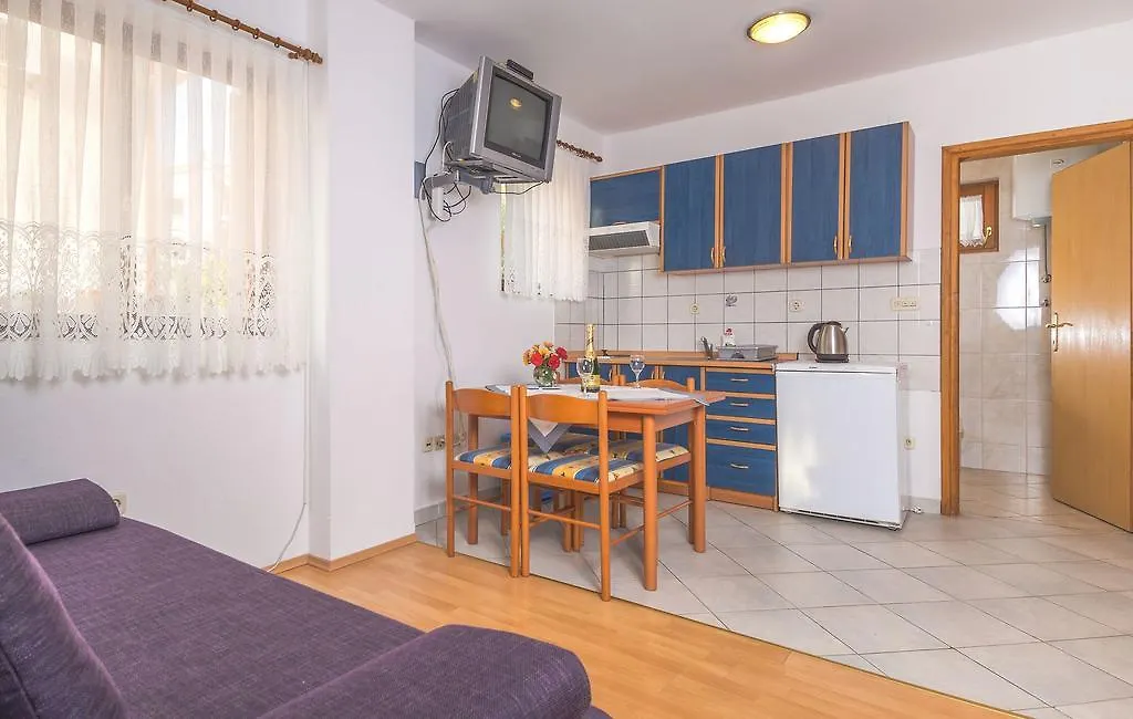 טרוגיר Apartments Cvita Sucic