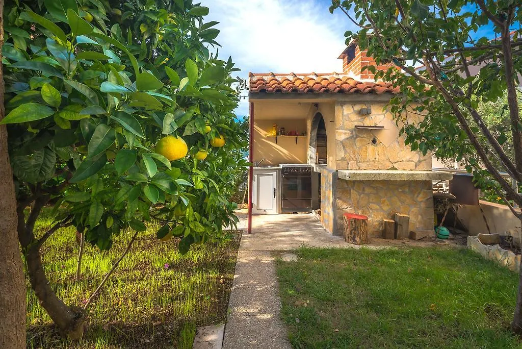 טרוגיר Apartments Cvita Sucic
