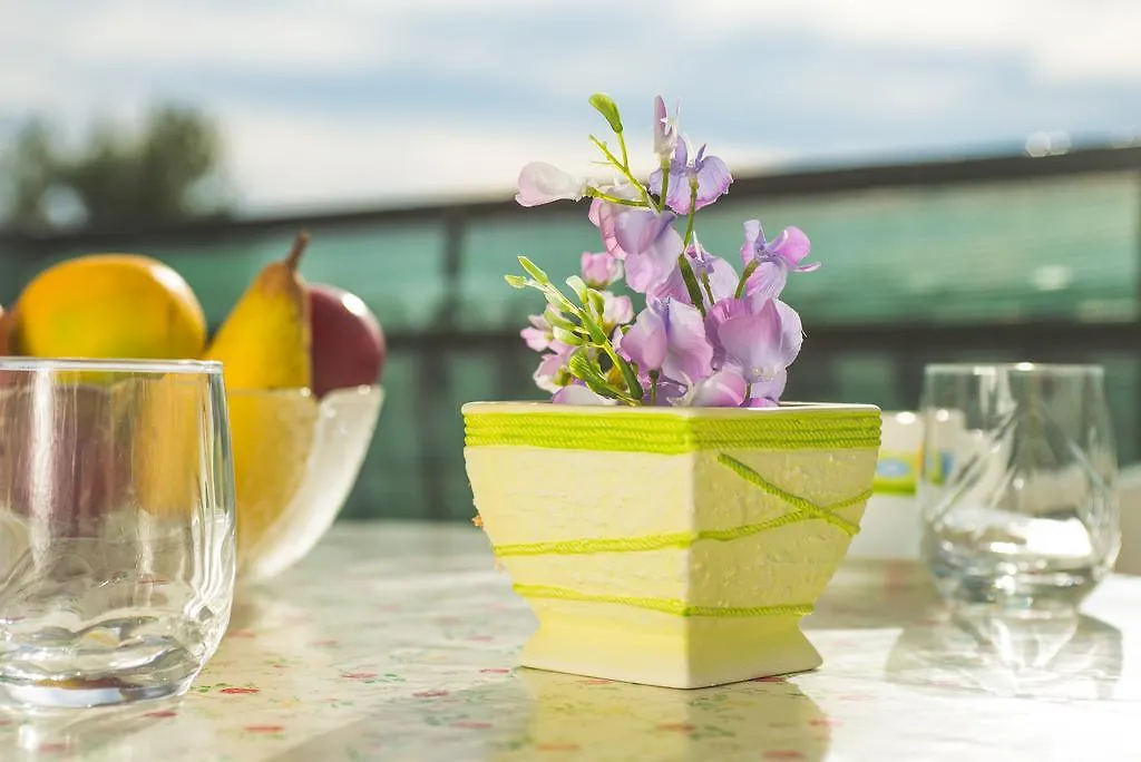 טרוגיר Apartments Cvita Sucic