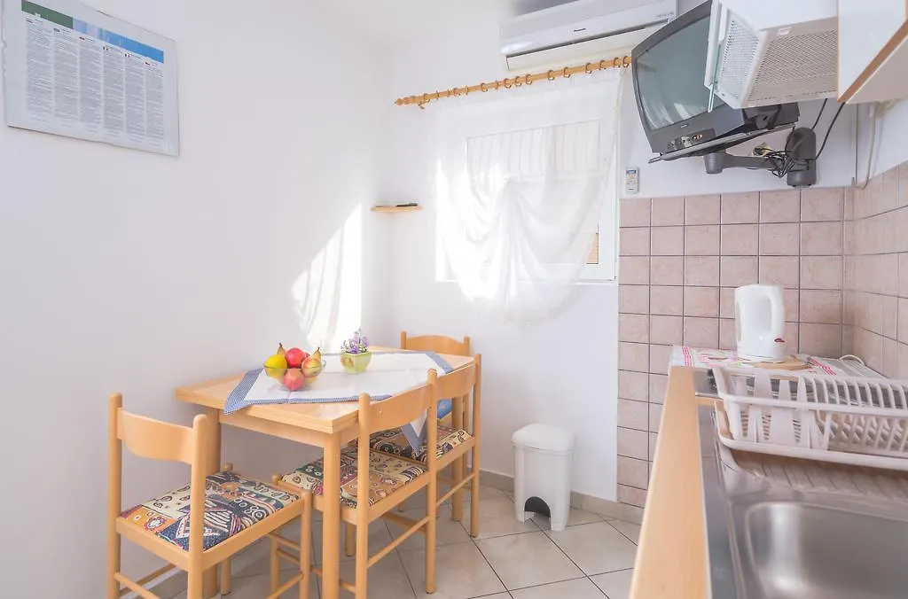 Apartments Cvita Sucic Trogir 0*,  Hırvatistan