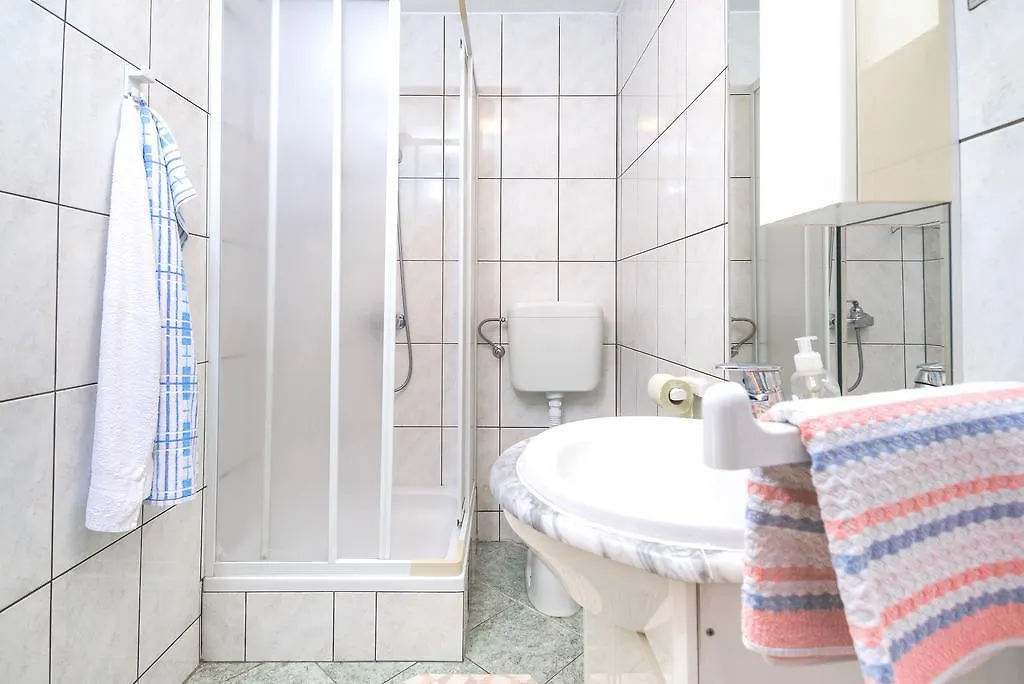 Apartments Cvita Sucic Trogir Hırvatistan